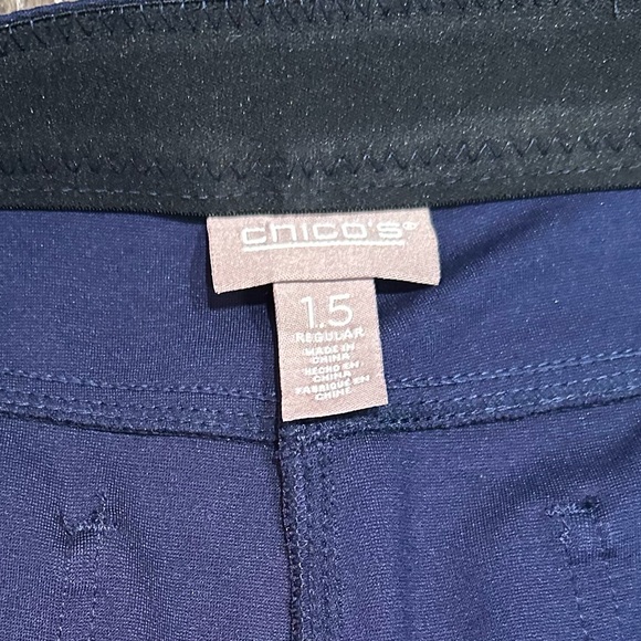 ❤️Chico's Women’s Size 1.5 Deep Blue Knit Pants - Picture 3 of 6
